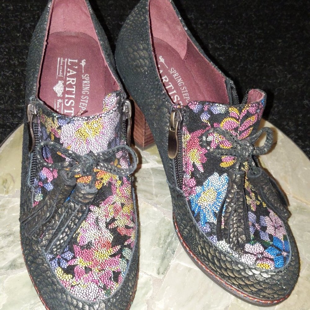 Spring step shoe